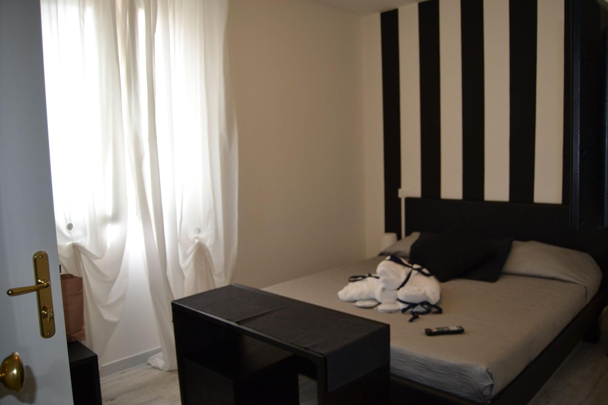 Hotel Butterfly Torre del Lago Puccini Ngoại thất bức ảnh