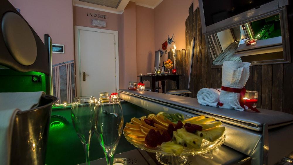 Hotel Butterfly Torre del Lago Puccini Ngoại thất bức ảnh
